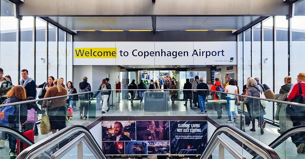 Door drones vertrokken en landden op de luchthaven van Kopenhagen een tijdlang geen vliegtuigen. Shutterstock