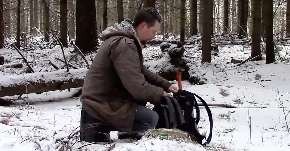 The Outsider (screenshot YouTube The Outsider)