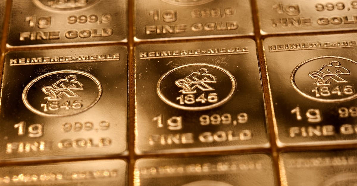 Gold small or big bars and coins (Shutterstock)